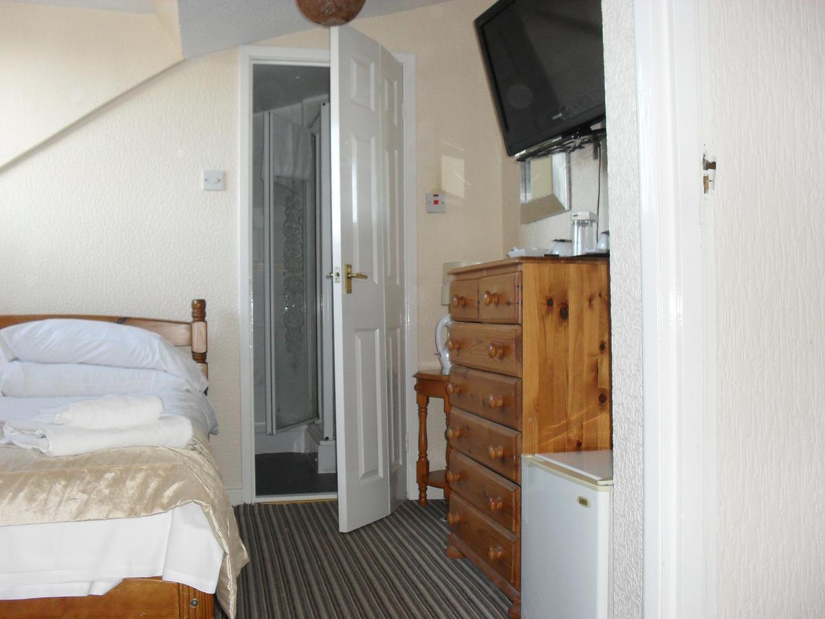 Roker View Guest House ซันเดอร์แลนด์ ภายนอก รูปภาพ